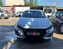 نيسان ألتيما